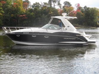 35' Monterey 2015 Yacht For Sale